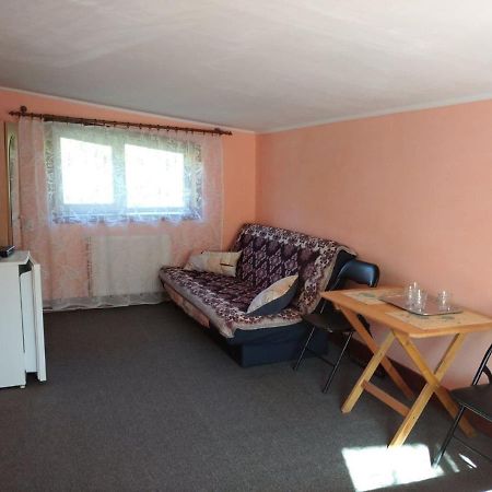 Cheres Hotel Yablunytsia Buitenkant foto